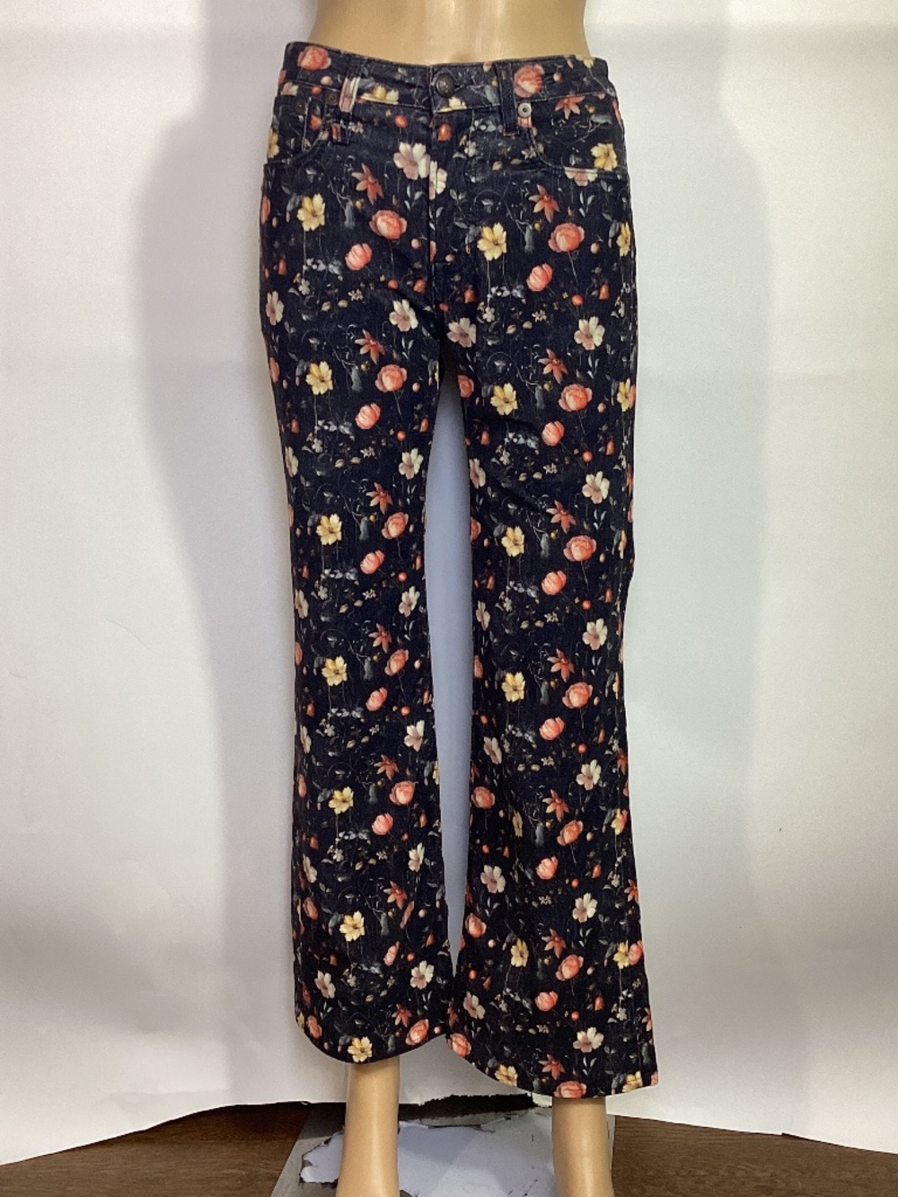 R13 Joan Kick Flare Jeans in Lunar Petal Velveteen Sz 25 NNT